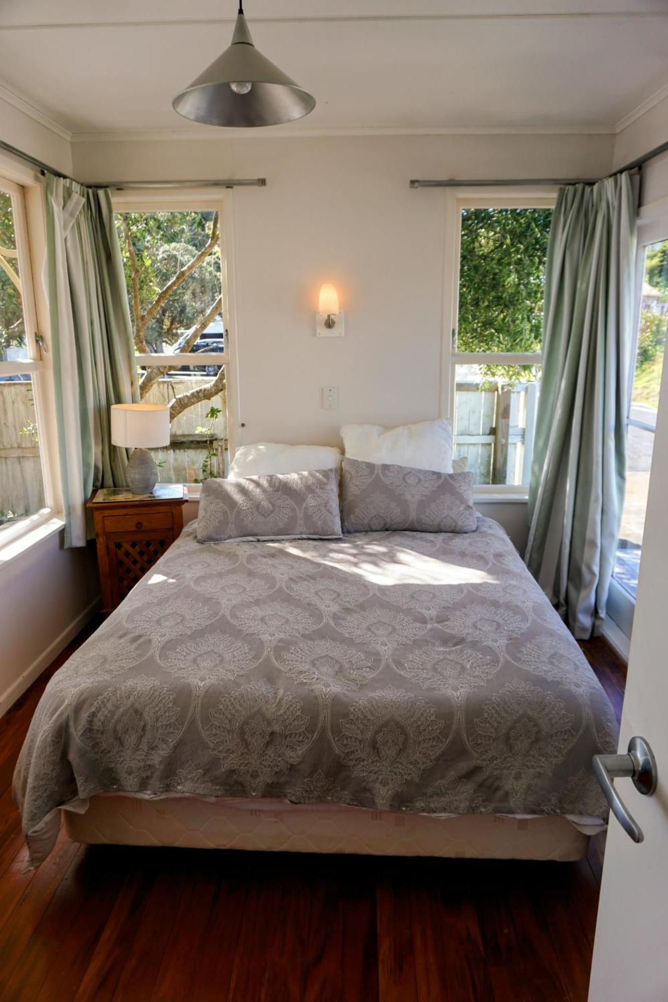 Last On The Strand, Russell - The Boathouse Extérieur photo